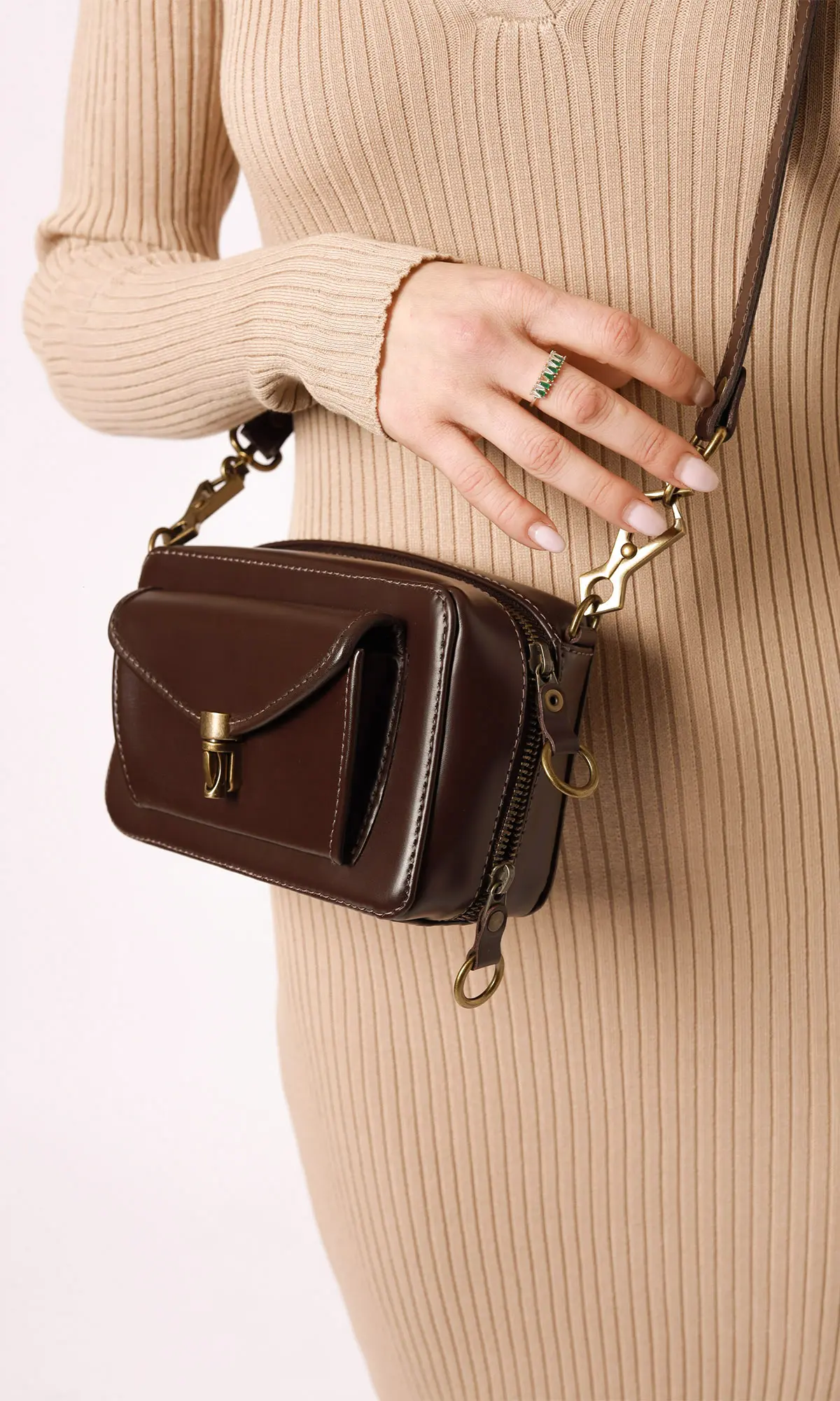 Isabelle leather store crossbody bag